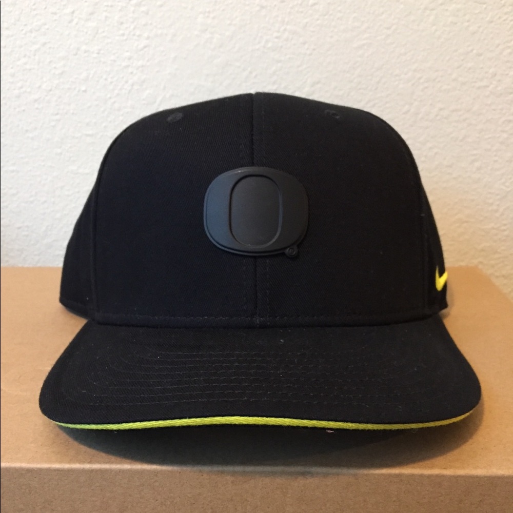 Oregon Ducks Nike snapback hat